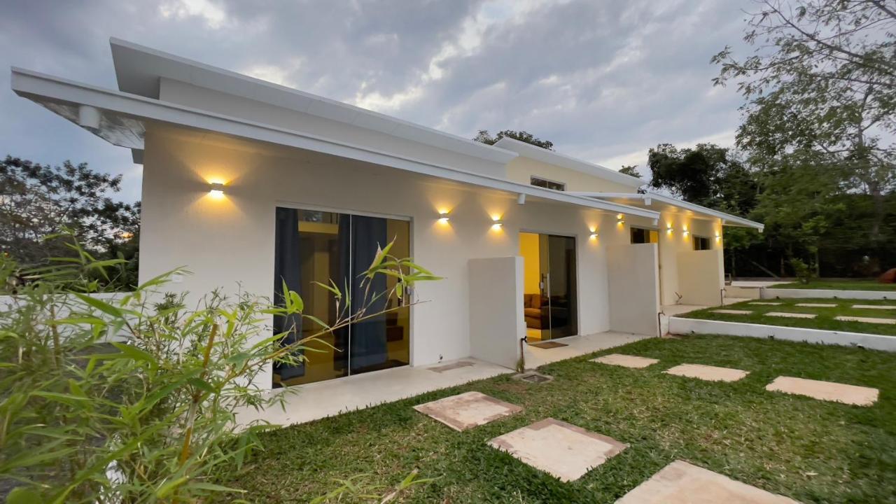 Tiny Houses En Asuncion. Zona Aeropuerto-Rakiura ลุค ภายนอก รูปภาพ